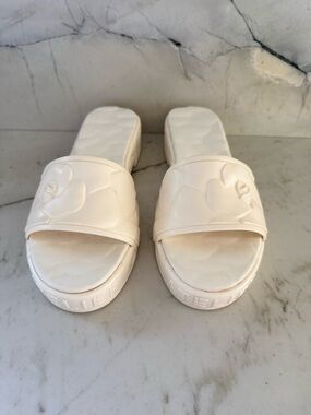 Valentino Garavani Cream Floral Embossed Slide Sandals